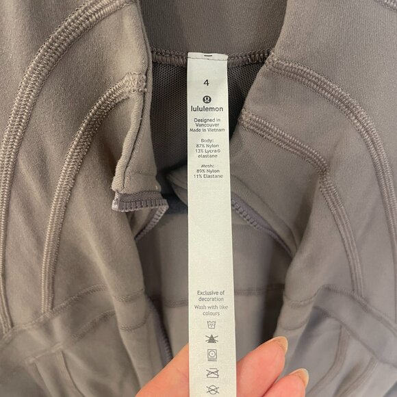 Lululemon Define Nulu Jacket - Light Purple color - Size 4 - Picture 3 of 3